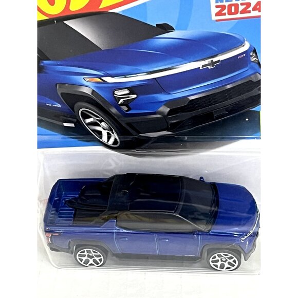 Hot Wheels Silverado EV RST Blue Truck HW Green Speed 2024 Mainline 110/250 - Picture 5 of 7